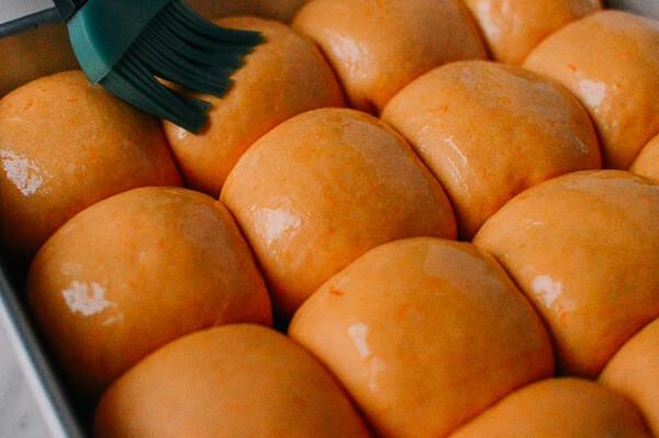 Bánh mì bí đỏ thơm ngon, hấp dẫn cho bữa sáng-5