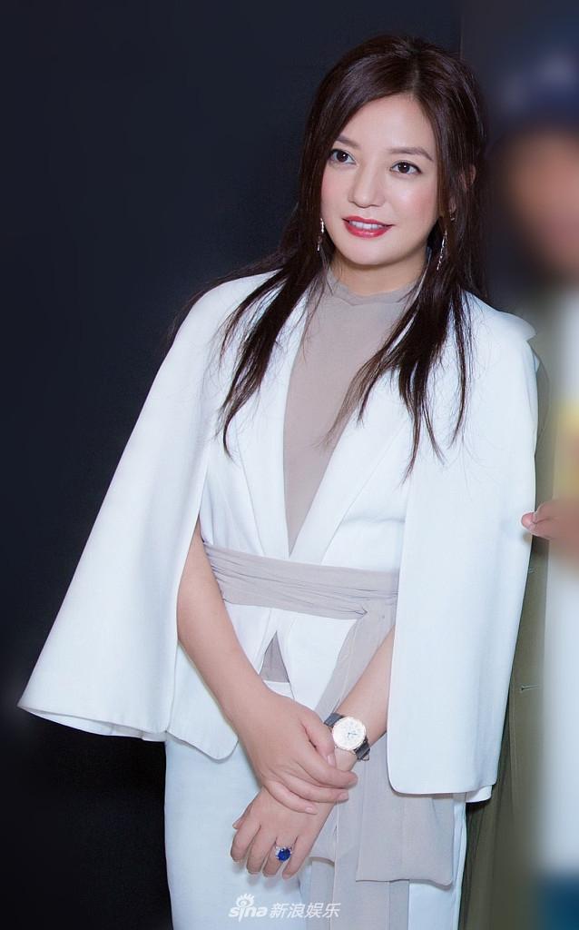 Triệu Vy vẫn xinh đẹp dù tăng cân, lần đầu xuất hiện sau án phạt 2 tỷ đồng-4