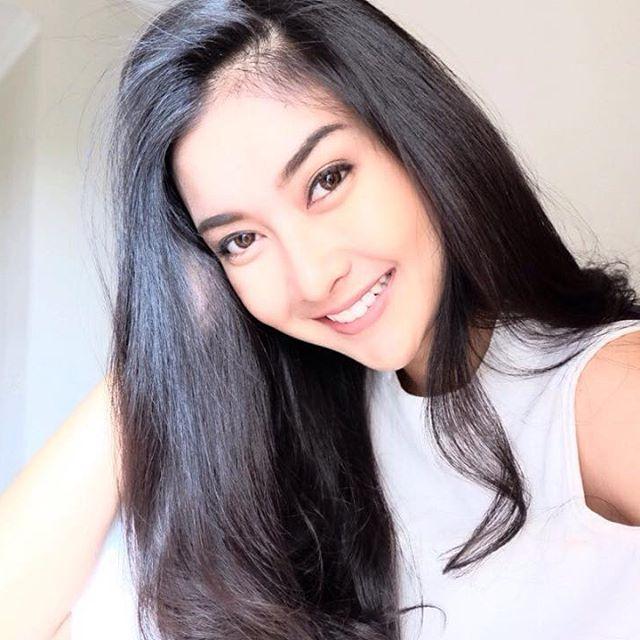Cận cảnh nhan sắc tuyệt mỹ của người đẹp Indonesia đăng quang Hoa hậu Quốc tế 2017-7