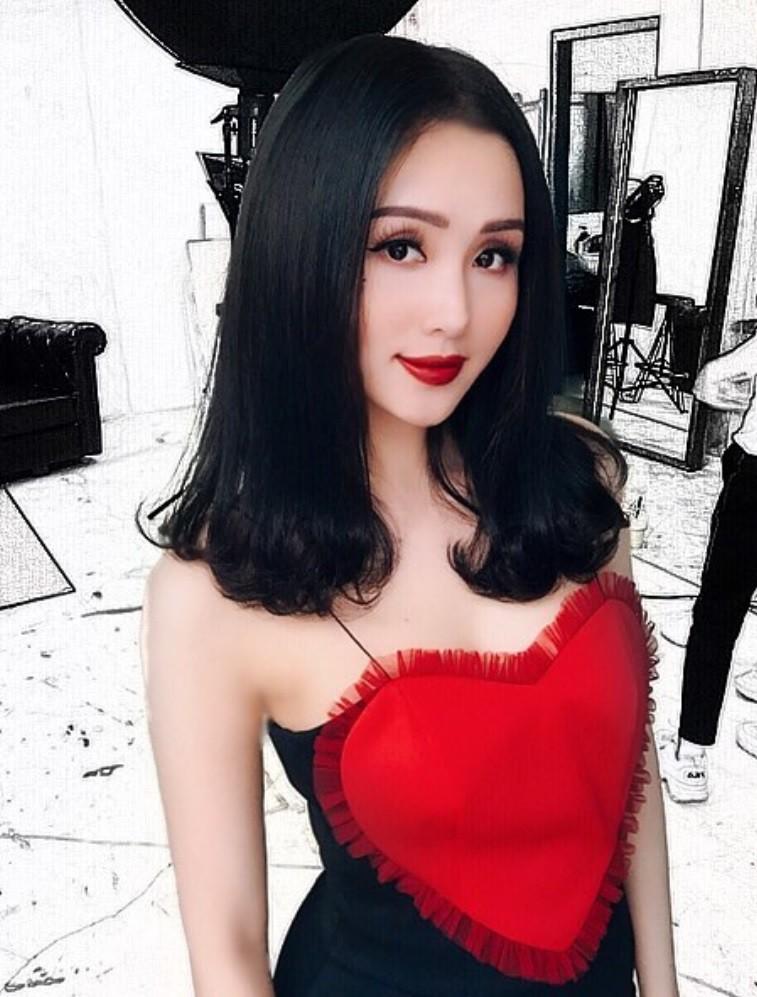 Dù qua 2 lần sinh nở, nhan sắc Tâm Tít vẫn đẹp hút mắt người nhìn-5