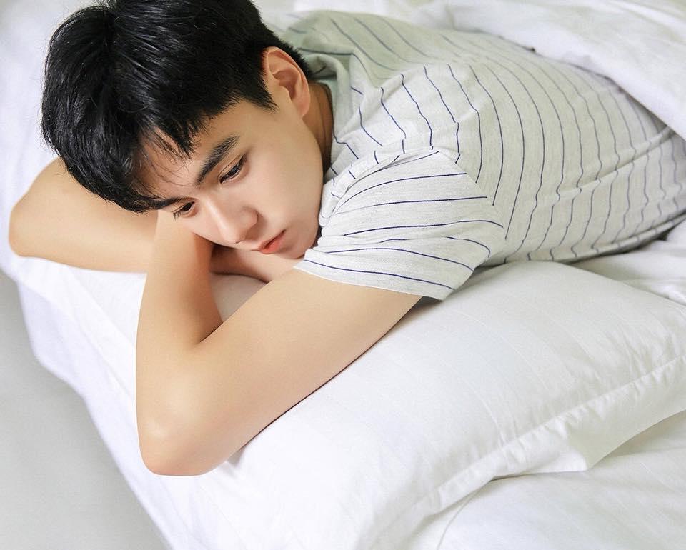 Chân dung nam thần xứ Trung đang khiến fan nữ ‘say như điếu đổ’-10