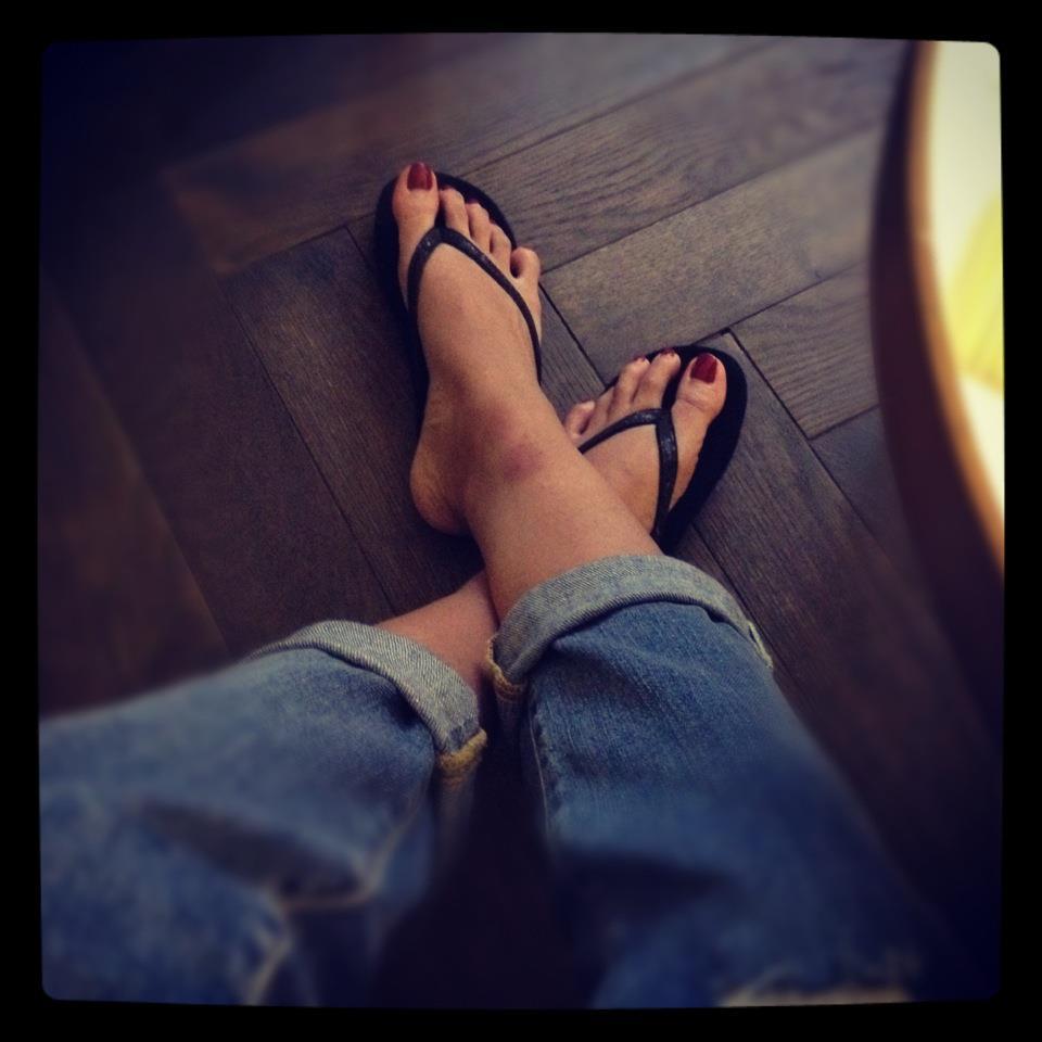 Là đệ nhất chân dài Việt Nam, nhưng Thanh Hằng lại chỉ mê mẩn dép lào-7