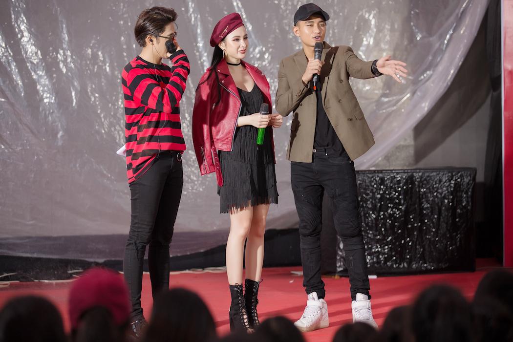 Angela Phương Trinh thừa nhận thích Hữu Vi và hôn anh chàng trước hàng ngàn người-7