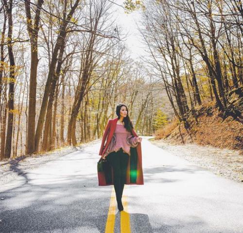 Cuộc sống sang chảnh của mỹ nhân gốc Việt có tài khoản Instagram đắt nhất thế giới-8