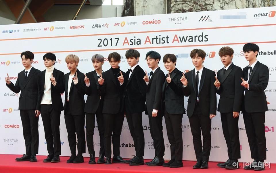 Thảm đỏ Asia Artist Awards: Kim Hee Sun lộng lẫy lấn át dàn mỹ nhân trẻ-9