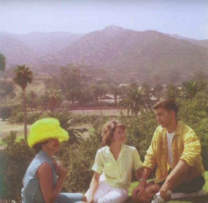 Uyên ương tái hợp sau 50 năm chia tay vì bị bố phản đối-6