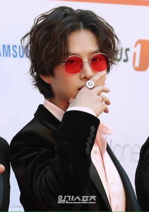 Dàn sao lộng lẫy đã xuất hiện, Asia Artist Awards 2017 vẫn phải tạm hoãn vì động đất-3