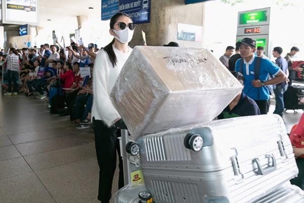 Trắng tay tại Hoa hậu Quốc tế 2017, Á hậu Thùy Dung lặng lẽ về nước dù chưa hết triệu chứng bệnh thủy đậu-4