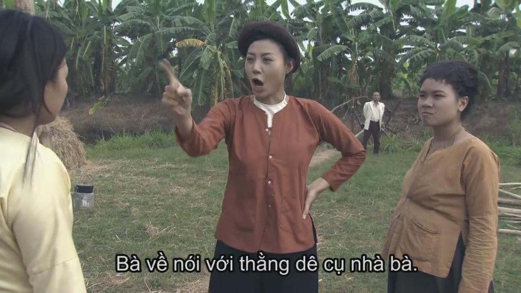 Màn đánh ghen kinh hãi của chị em miền quê nghèo khiến ai xem cũng sợ-2