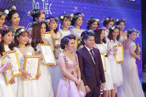 Hàng ngàn khách dự sự kiện tri ân Charme Perfume-4