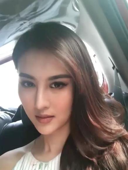 Hú hồn, còn ai nhận ra đây là Hà Lade không vậy?-1