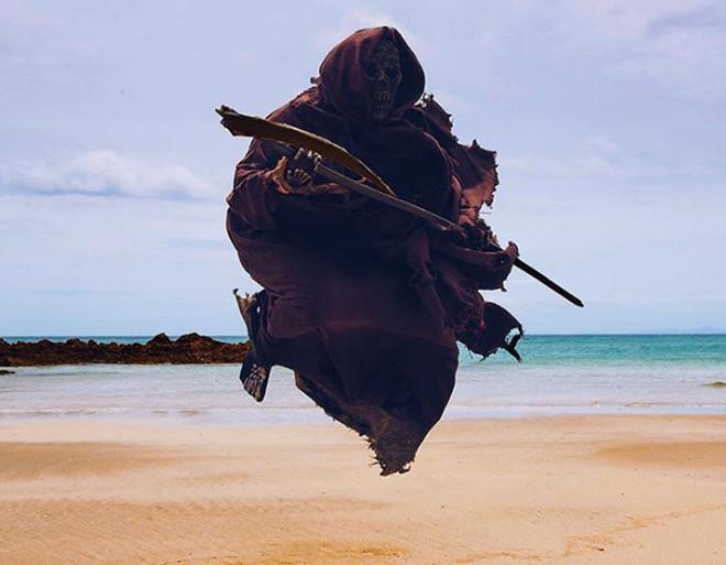 Thần chết nổi tiếng trên mạng với loạt ảnh sống ảo bá đạo-1