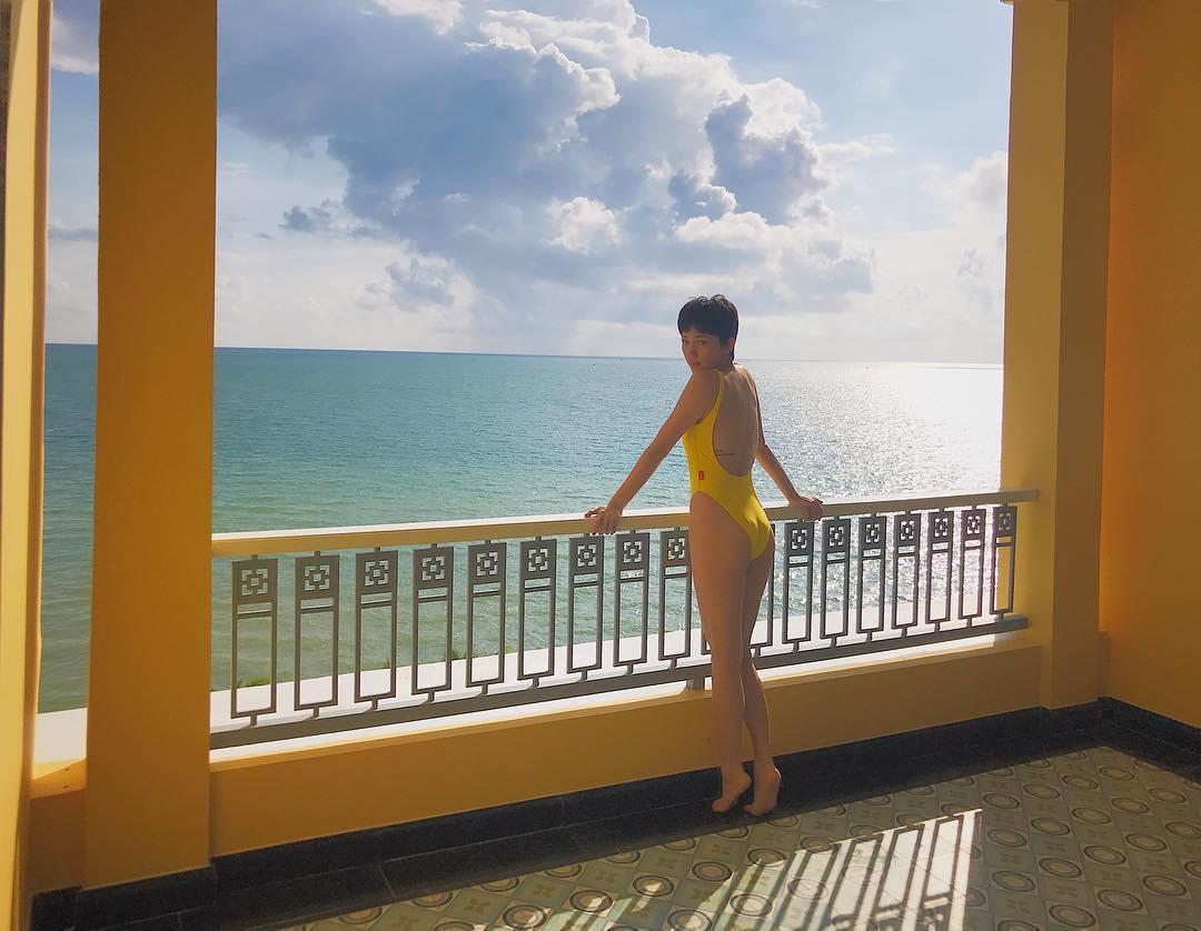 Tin sao Việt: Tóc Tiên tiết lộ bí mật phía sau bức hình sexy-1