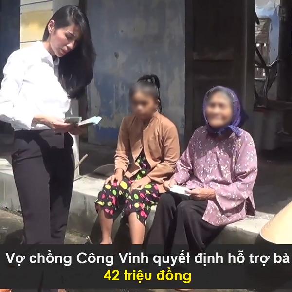 Clip: Thủy Tiên trao tặng 42 triệu đồng cho người mẹ nuôi con tâm thần gây xúc động-6