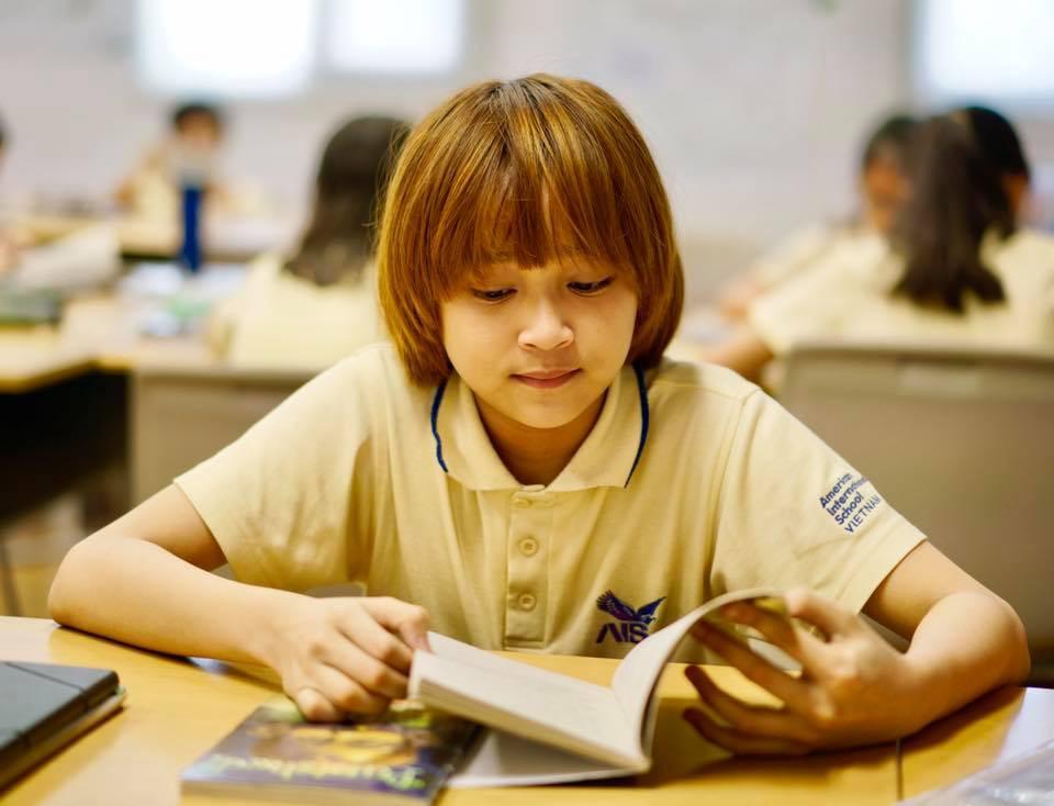 Cậu bé đáng yêu như thiên thần trong MV Đã lỡ yêu em nhiều của JustaTee là ai?-10