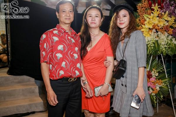 Bạn trai mới công khai xuất hiện cạnh Midu trong sự kiện-2