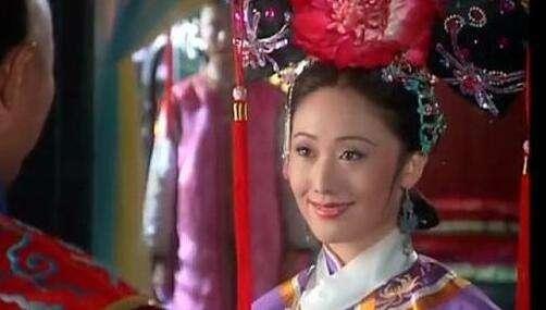 Nữ diễn viên từng phá thai để được đóng Hoàn Châu cách cách bây giờ ra sao?-3