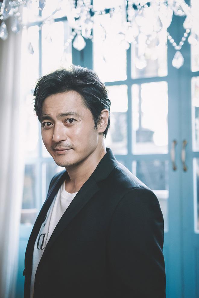 Không yêu đương gì cả, thời thanh xuân cuồng nhiệt của tôi đã dành trọn cho các oppa này đây!-2