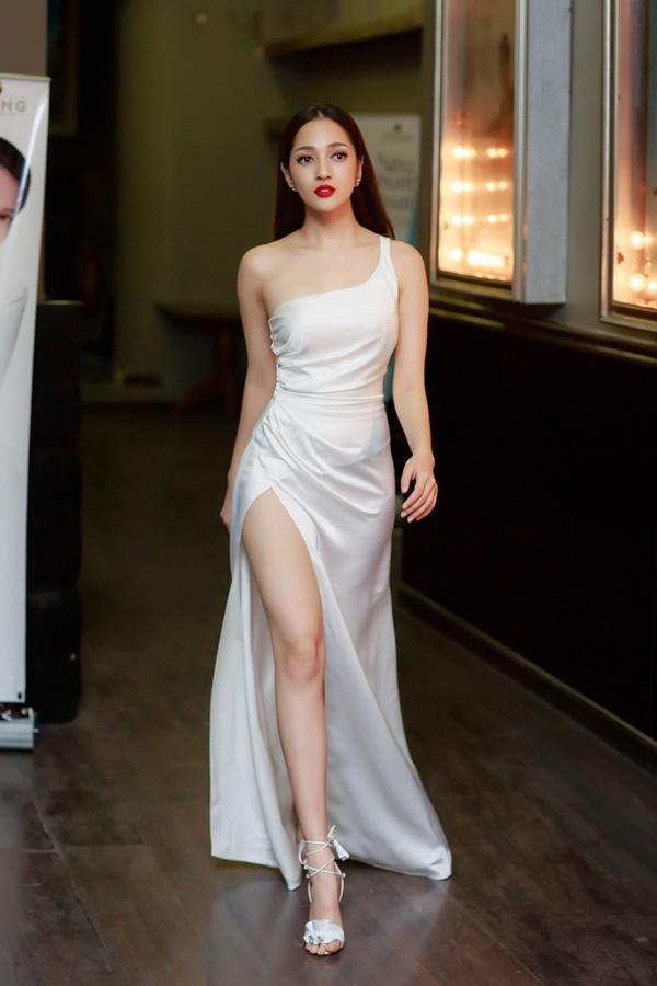 Lê Hiếu liên tục khen ngợi khả năng hát live của Bảo Anh-1