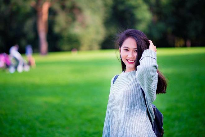 Cặp chị em sinh đôi đã đẹp là đẹp cả chị lẫn em khiến nhiều chàng trai ngây ngất-11