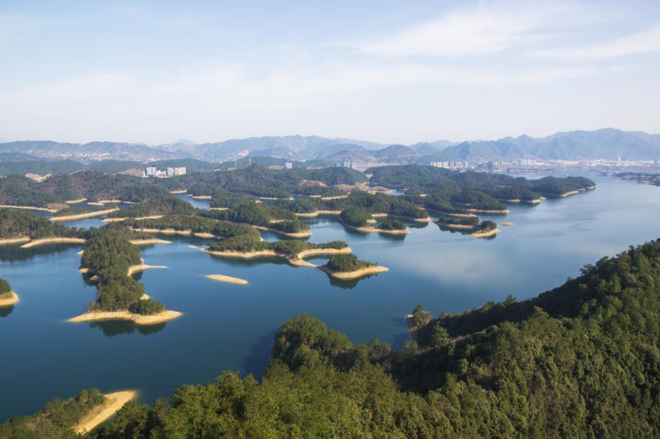 Những hồ nước nhân tạo tuyệt đẹp trên thế giới-12