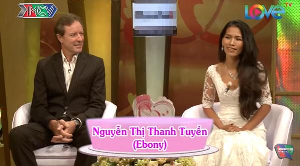 Phát sốt với anh chồng Tây tâm lý, nói tiếng Việt siêu giỏi khiến vợ bật khóc ngay trên sân khấu-3