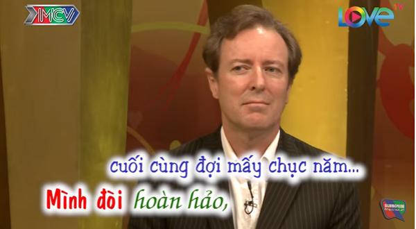 Phát sốt với anh chồng Tây tâm lý, nói tiếng Việt siêu giỏi khiến vợ bật khóc ngay trên sân khấu-8
