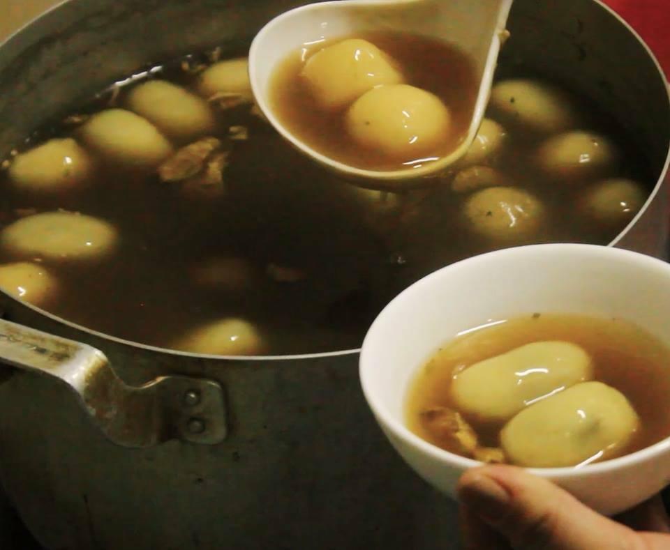 Ngày đông với chè sắn nóng phố cổ 25 năm Hà Nội-3