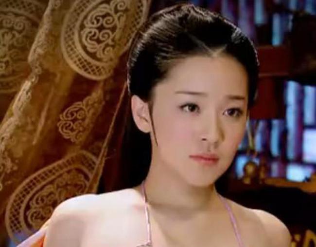 Mỹ nhân gây tranh cãi vì cảnh động phòng quá bạo giờ ra sao?-4