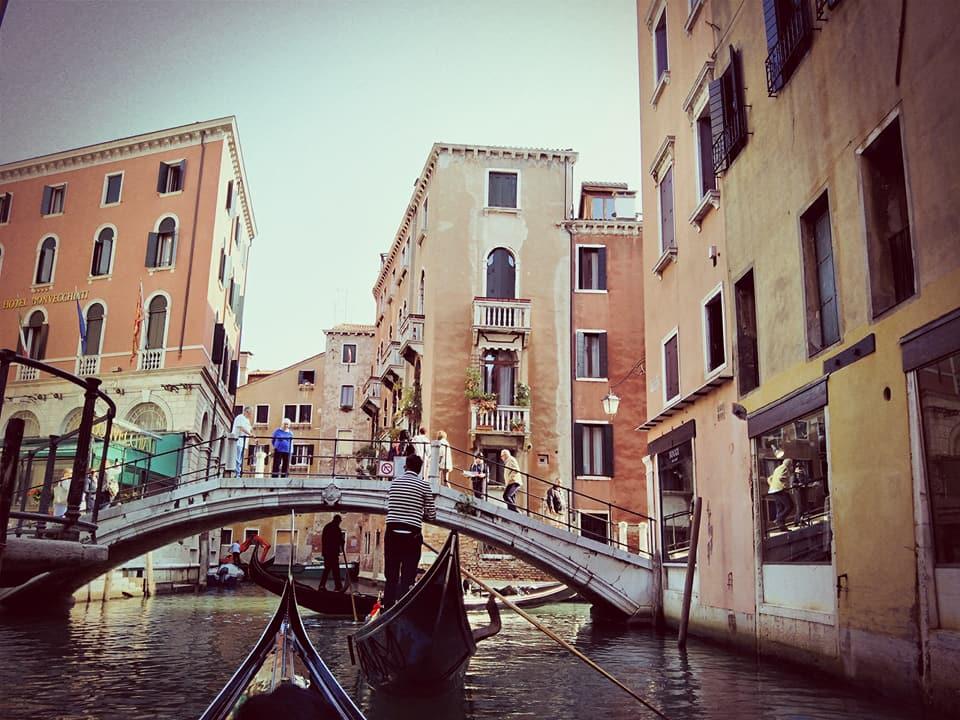 Cô gái Việt chi hơn 300 triệu du lịch châu Âu khiến dân mạng phát hờn vì ghen-7