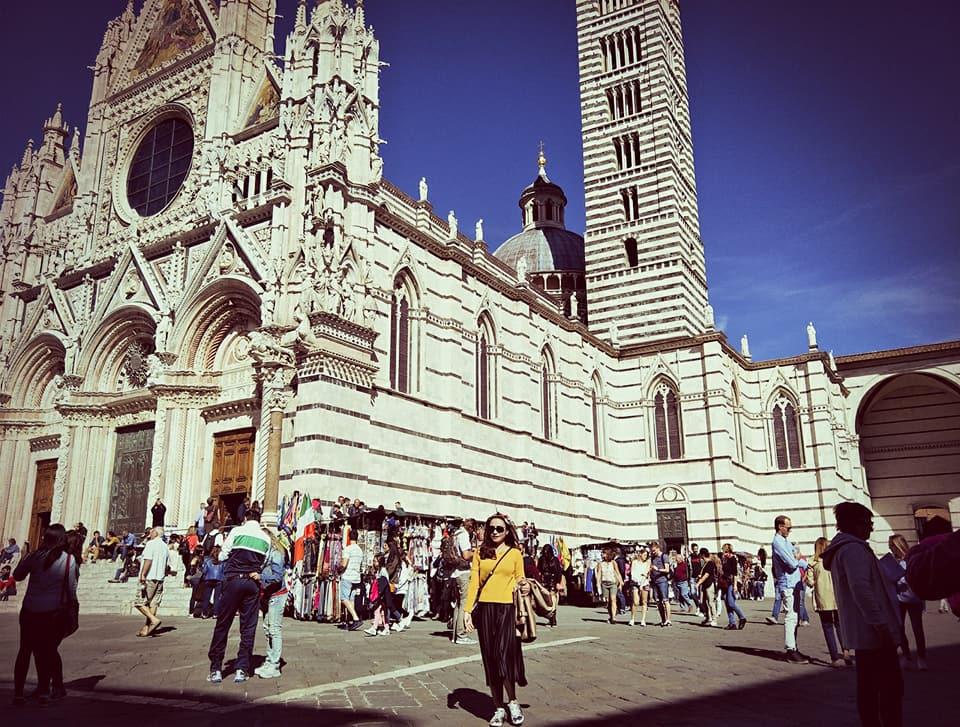 Cô gái Việt chi hơn 300 triệu du lịch châu Âu khiến dân mạng phát hờn vì ghen-13