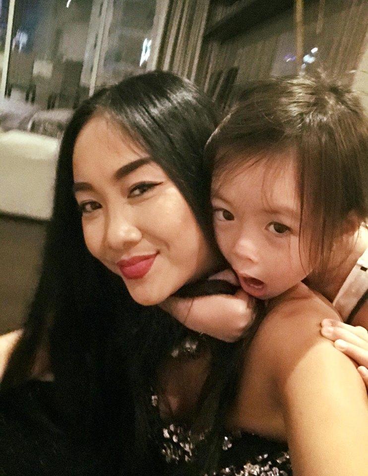 Tin sao Việt: Diễn viên Vân Trang rát mặt vì bị chồng ném thẳng cục tiền-6