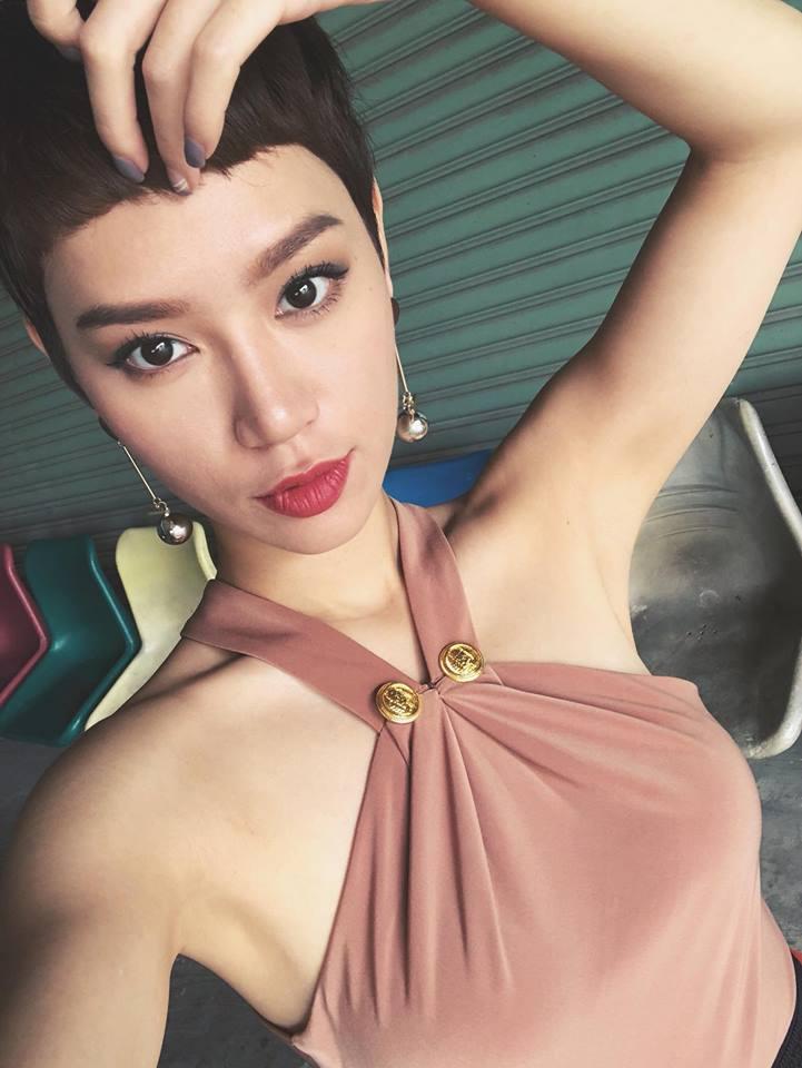 Tin sao Việt: Diễn viên Vân Trang rát mặt vì bị chồng ném thẳng cục tiền-12