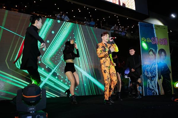 365 bất ngờ tái hợp diễn lại hit triệu view trong đại nhạc hội của Cô Ba Sài Gòn-3