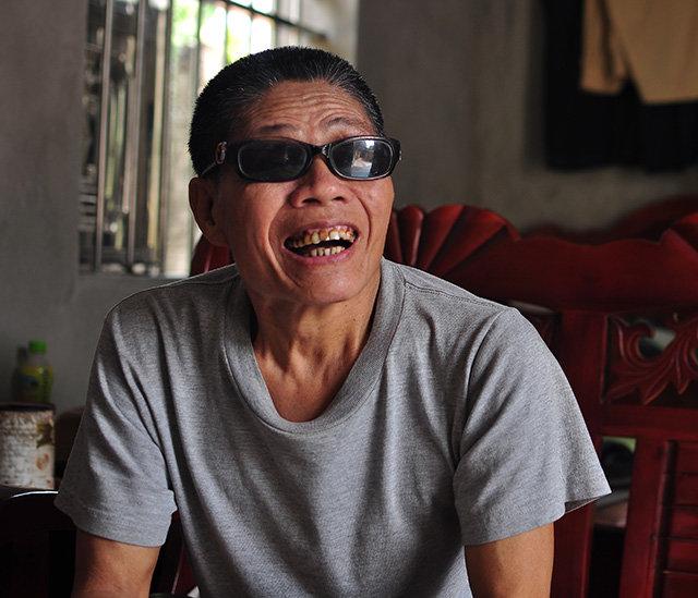 Câu chuyện về tình chị, duyên em cảm động của người thương binh mù lòa-1