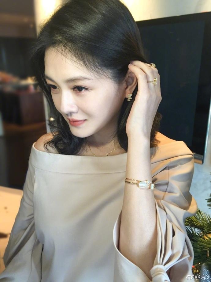 Kinh ngạc với thân hình nuột nà của Từ Hy Viên sau thời gian trầm cảm và phát phì-2