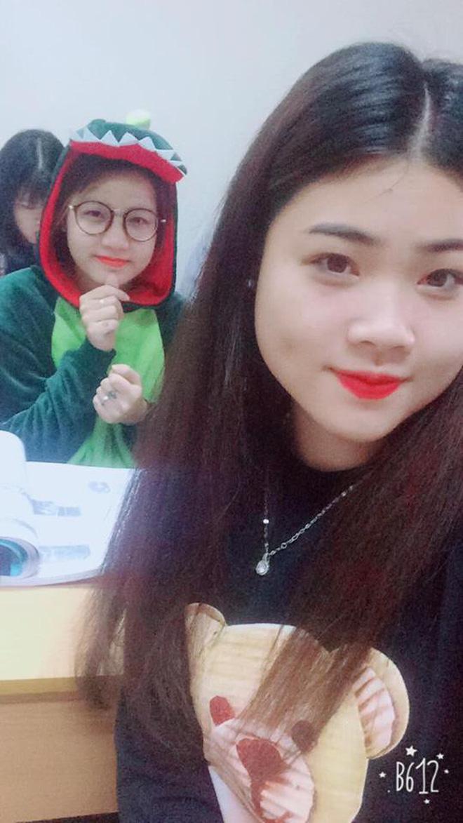 Cô bạn mặc đồ khủng long tới lớp: Trời lạnh chỉ là chuyện nhỏ thôi!-6