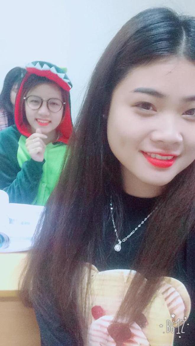 Cô bạn mặc đồ khủng long tới lớp: Trời lạnh chỉ là chuyện nhỏ thôi!-7