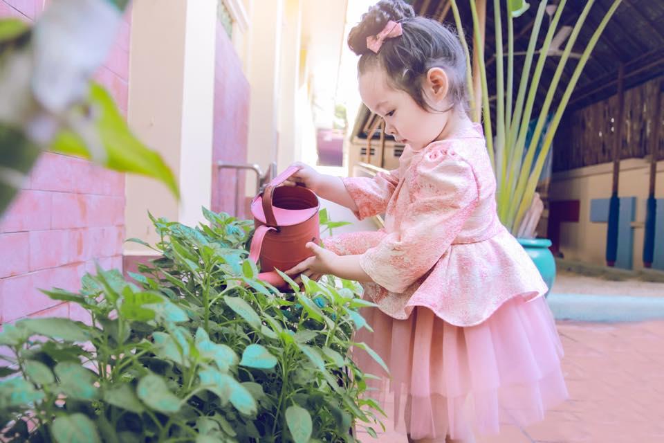 Tin sao Việt: Mệt mỏi vì xa chồng, Đan Lê liệt kê loạt công dụng của ông xã Khải Anh-2