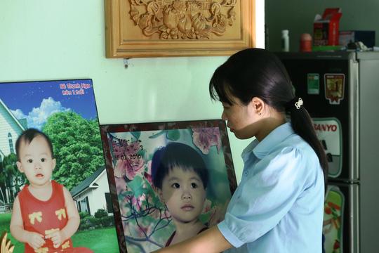 Hai con chết oan, mẹ cầu cứu...danh hài Hoài Linh-1