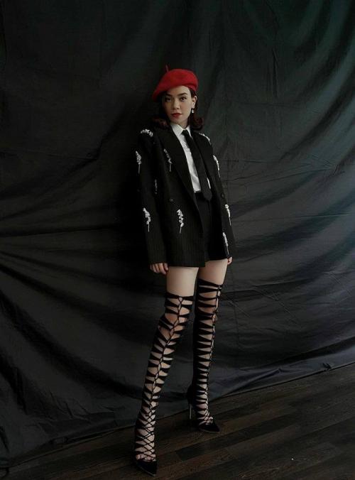 Muốn diện boot cao bất tận, Hương Giang Idol nên học hỏi để phần nhìn bớt sai-14