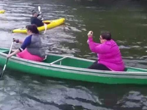 'Tê tái' với tai nạn dưới nước trong trời lạnh