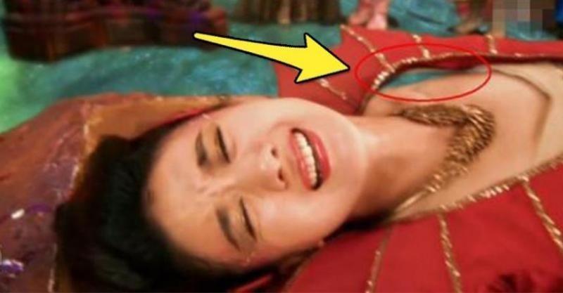 Lỗi sai ngớ ngẩn nhất phim cổ trang: Thời xưa đã có thuốc lá, ô tô và Iphone-14