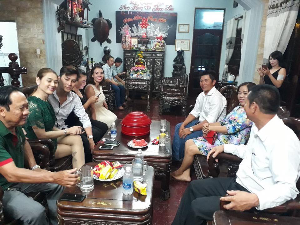 Lâm Khánh Chi: Bố mẹ chồng làm tôi rơi nước mắt chỉ vì một câu nói-8