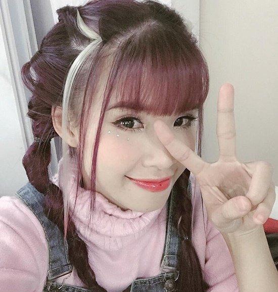 Sau tất cả, Khởi My vẫn trung thành với kiểu tóc này trong đám cưới về nhà chồng-7