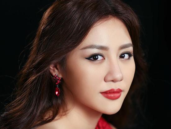 Văn Mai Hương nói về hình ảnh sau phát ngôn 'đá' Chi Pu: 'Tôi thấy không xấu đi, tôi không làm gì sai cả'