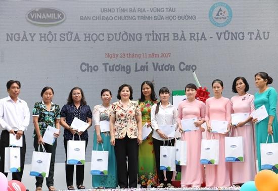 1 thập kỉ đồng hành cùng ‘Sữa học đường’ của Vinamilk-2