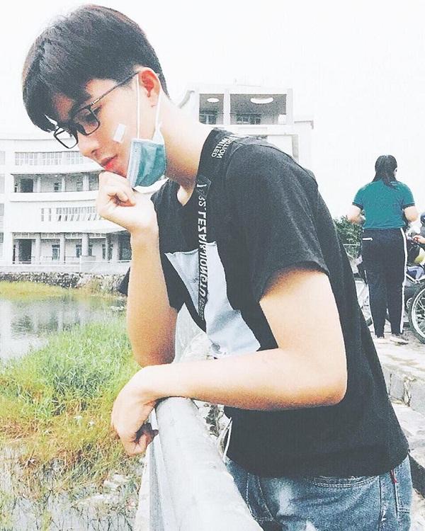 Mỹ nam Đồng Nai được khen đẹp hơn hoa chỉ với bức ảnh chụp tự sướng-2