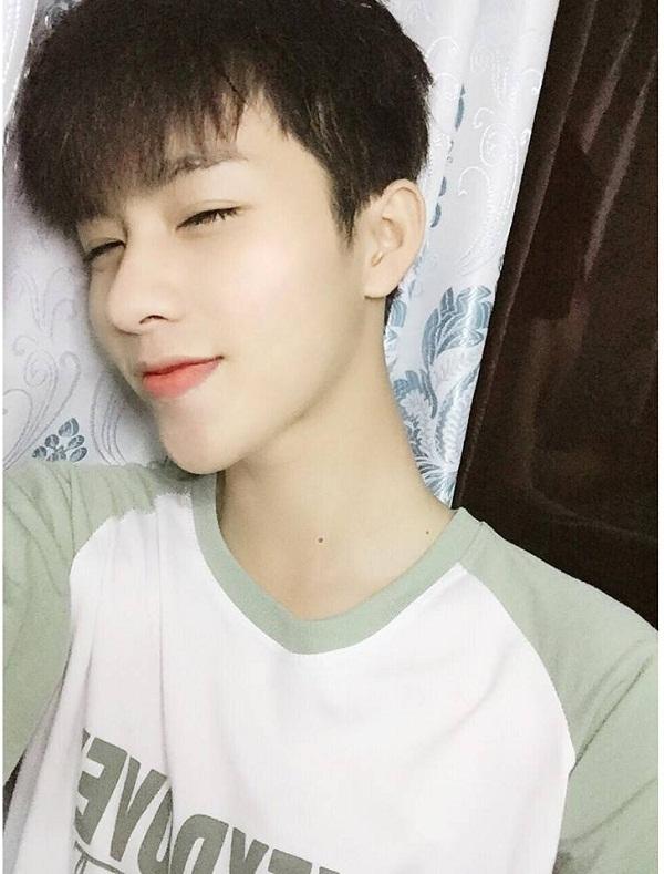 Mỹ nam Đồng Nai được khen đẹp hơn hoa chỉ với bức ảnh chụp tự sướng-5