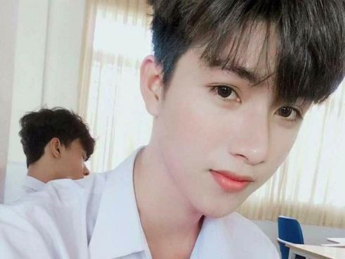 Hot Boy: Mỹ Nam Đồng Nai Được Khen Đẹp Hơn Hoa - 2Sao